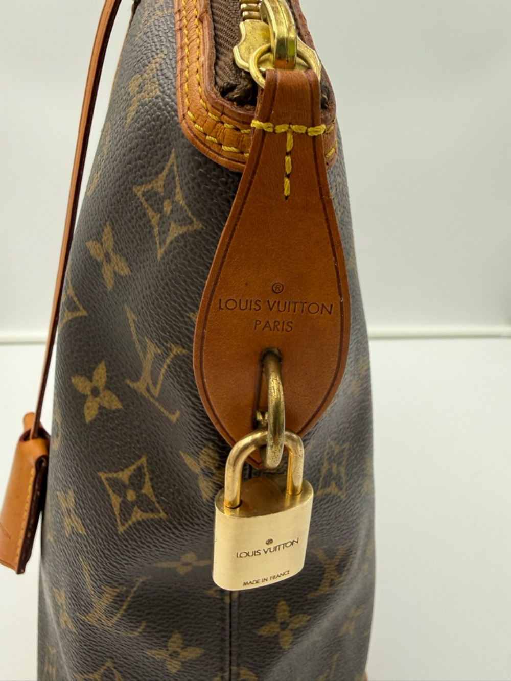 LOUIS VUITTON 1854 PARIS LOCKIT Vertical Bag w/ All Accessories • Made in FRANCE - Picture 13 of 16